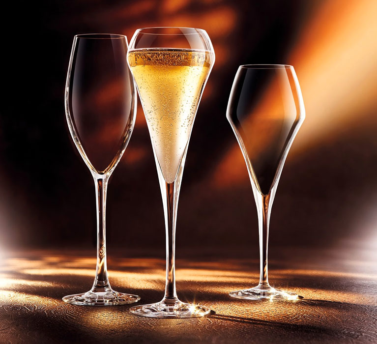 Chef & Sommelier Open Up Kwarx Champagne Flute
